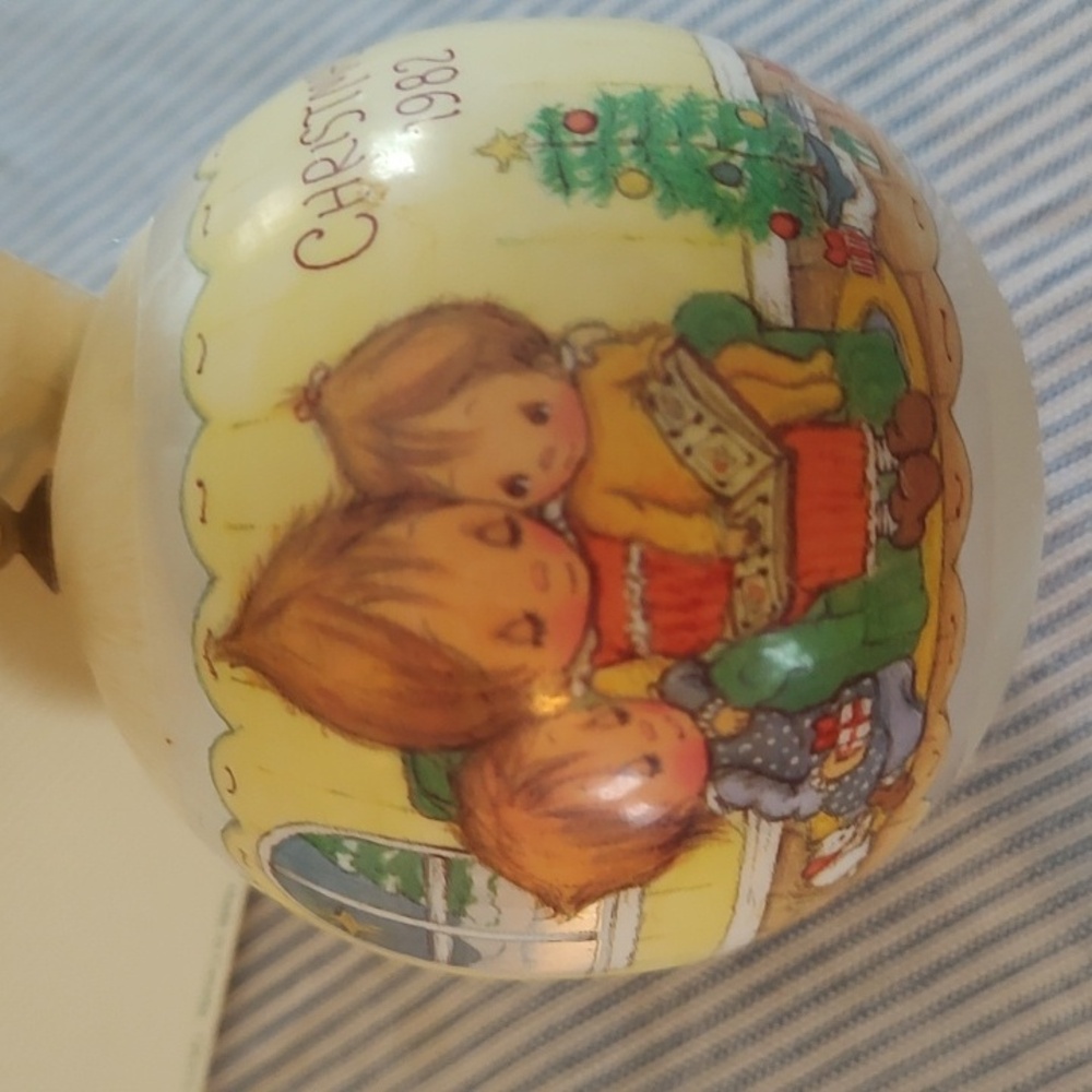 BETSEY CLARK Hallmark keepsake Christmas Satin ornament 1982
